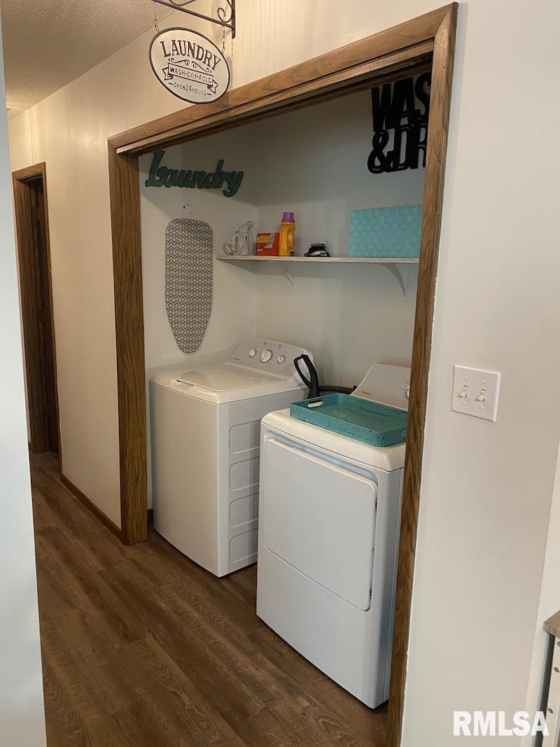 706 East Madison Avenue Casey, IL 62420 - Photo 25 of 41