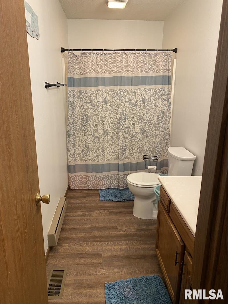 706 East Madison Avenue Casey, IL 62420 - Photo 34 of 41