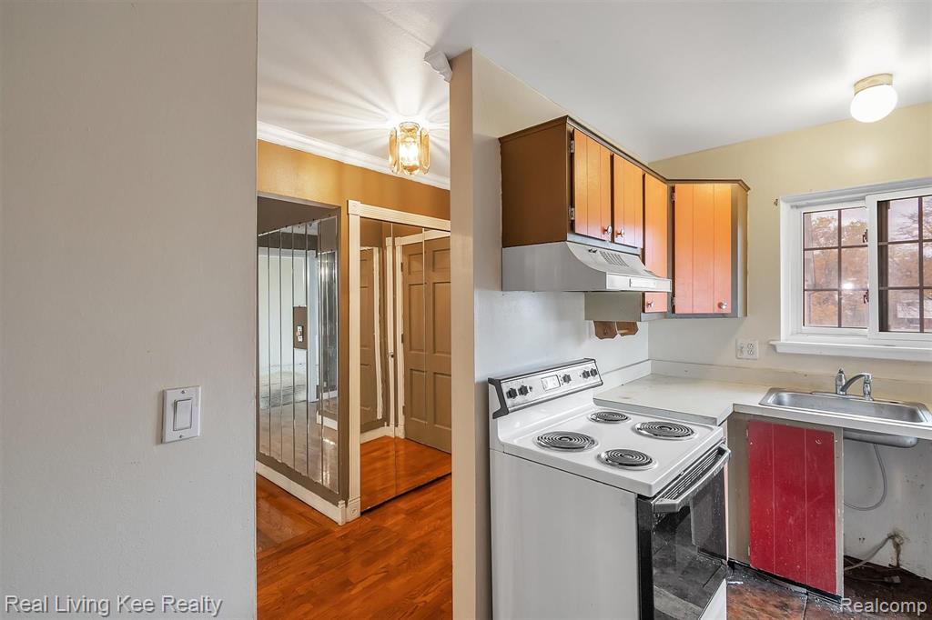 30240 Southfield Road, Unit 261 Southfield, MI 48076 - Photo 6 of 17