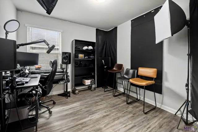 $314,900 | 290 Pretty Acrs Avenue, Hahnville, LA 70057