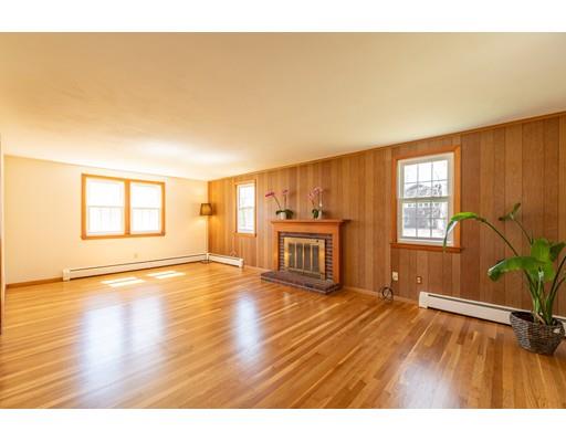 22 Minuteman Road Acton, MA 01720 - Photo 4 of 21 Gallery Image 4
