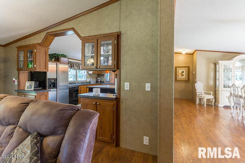 275 Texas Eastern Road Buncombe, IL 62912 - Photo 9 of 31 Gallery Image 9