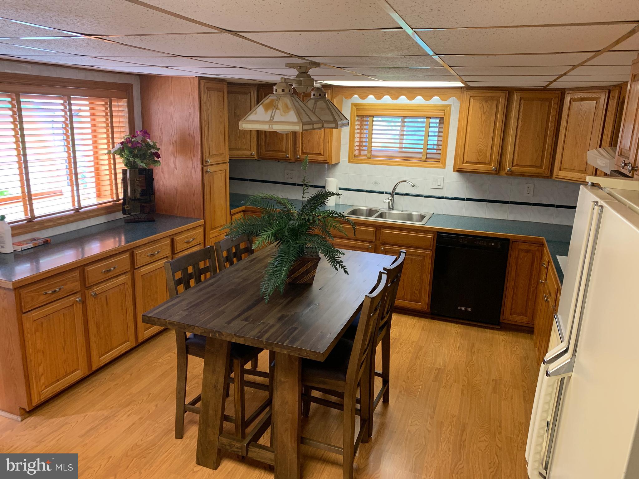 925 Ralph Avenue Langhorne, PA 19047 - Photo 12 of 27 Gallery Image 12
