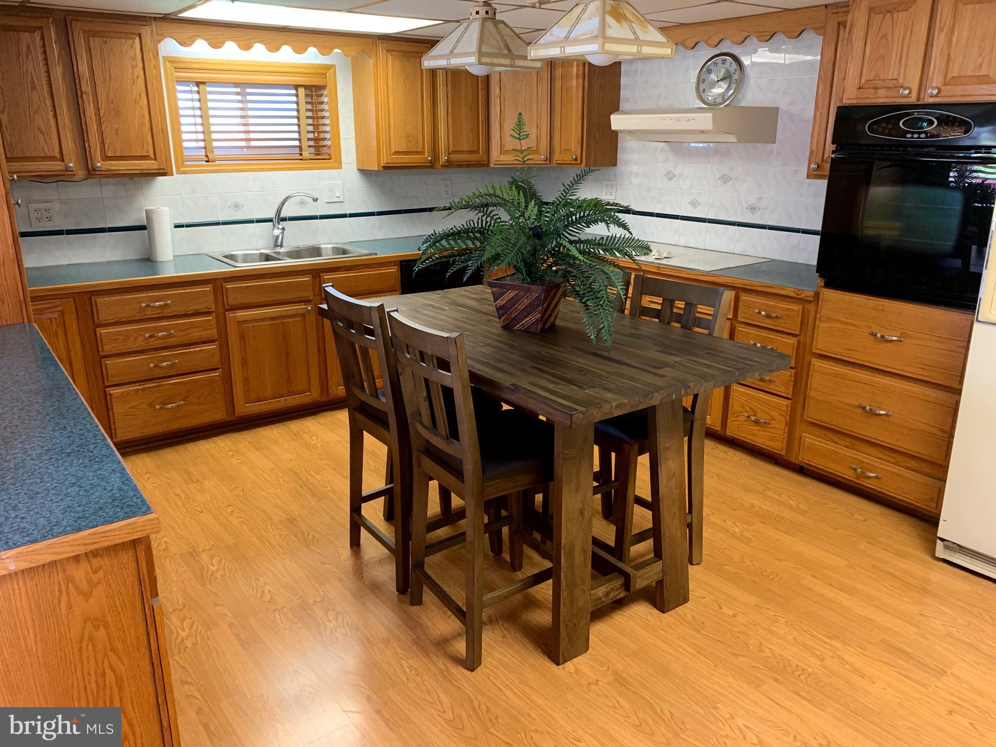 925 Ralph Avenue Langhorne, PA 19047 - Photo 14 of 27 Gallery Image 14