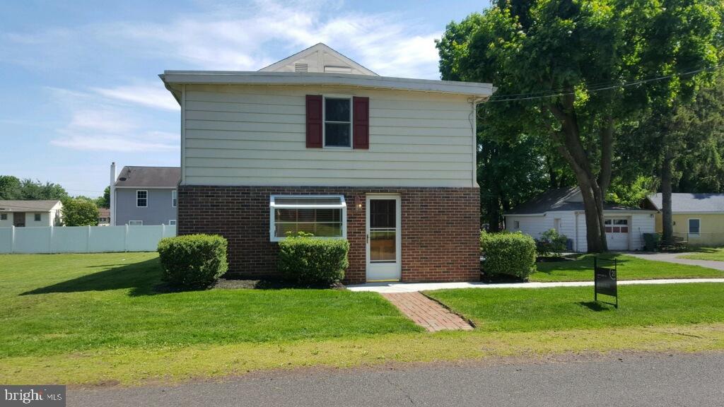 925 Ralph Avenue Langhorne, PA 19047 - Photo 6 of 27 Gallery Image 6