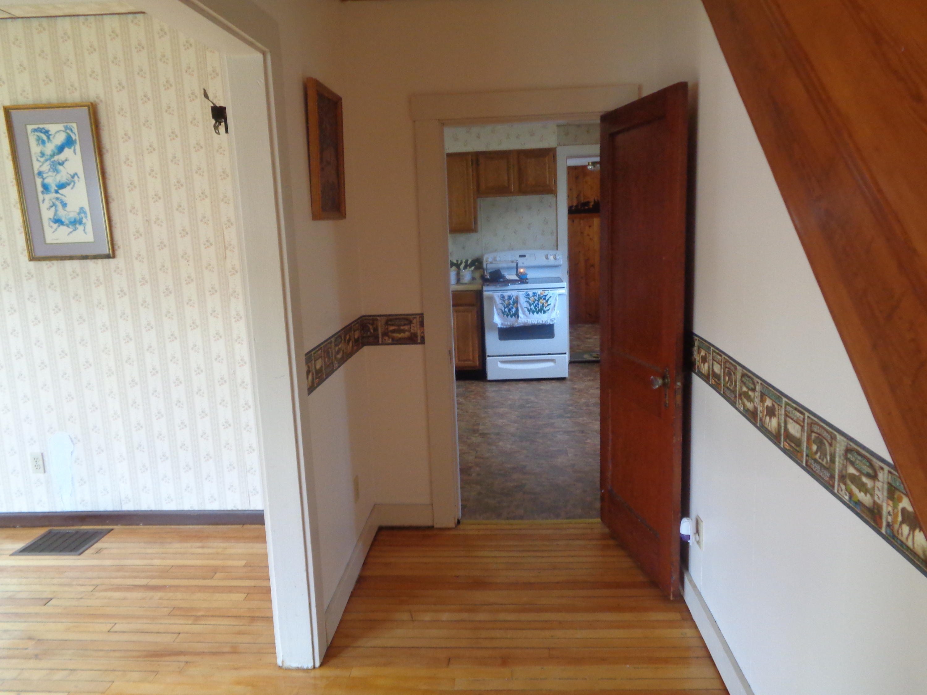 102 Bates Street Millinocket, ME 04462 - Photo 17 of 31 DSC02210