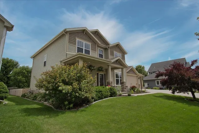 $775,000 | 279 North Mallard Drive, Sun Prairie, WI 53590