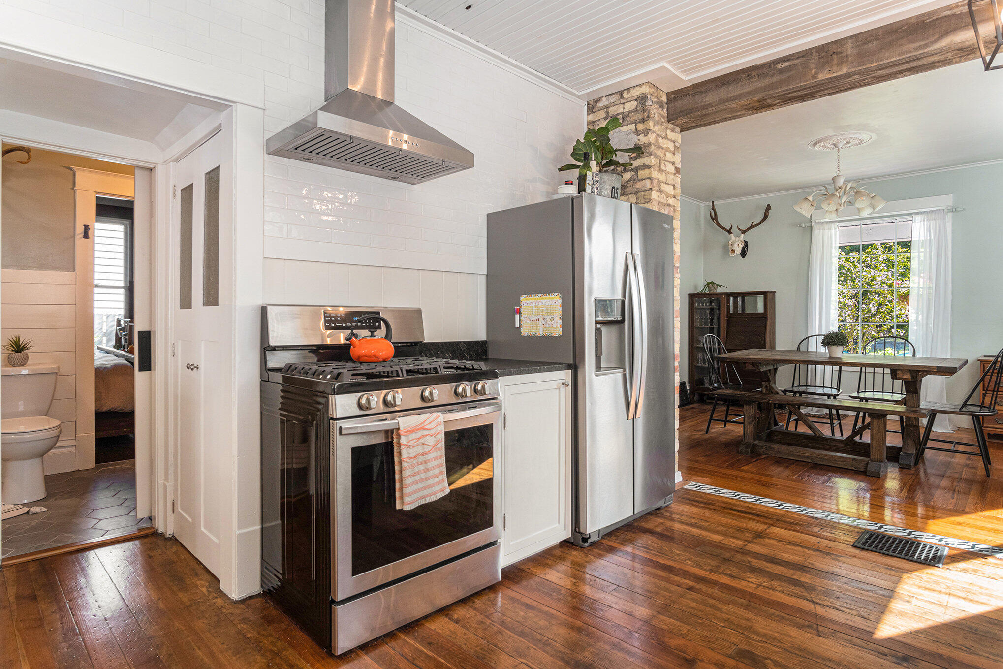 807 Sheldon Road Grand Haven, MI 49417 - Photo 17 of 33 015_dsc04013