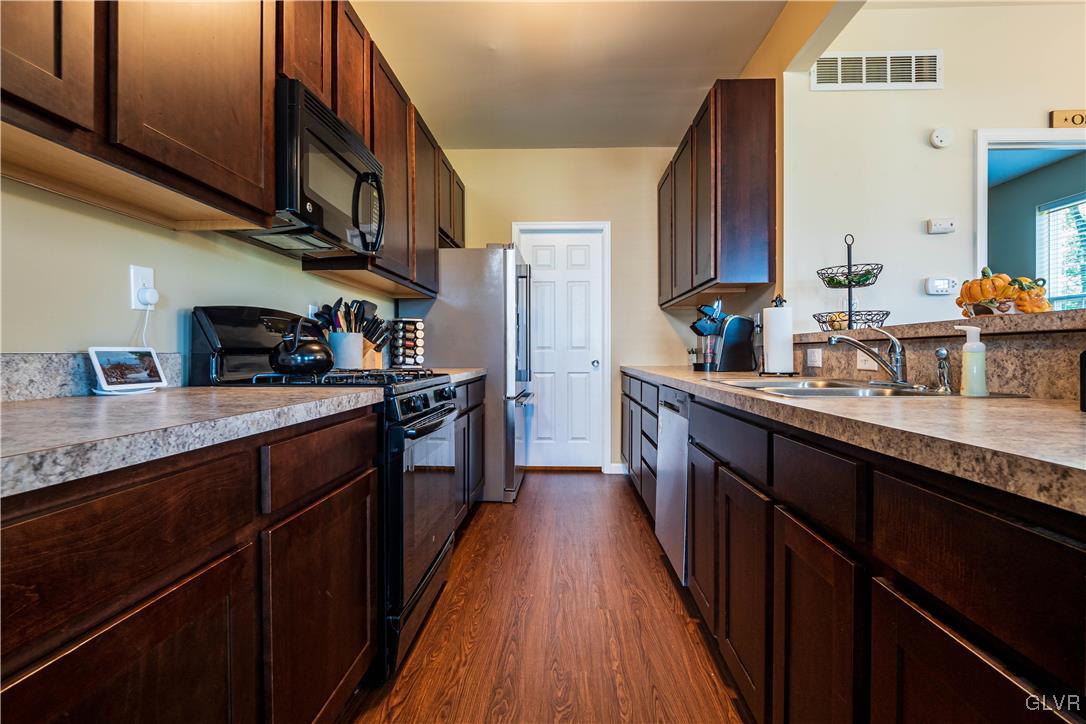 418 Racite Road Alburtis, PA 18011 - Photo 7 of 39 Gallery Image 7