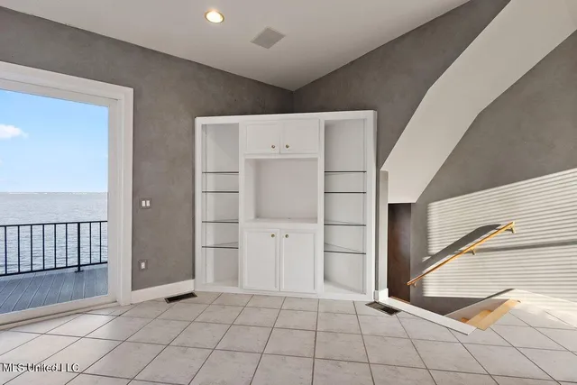 $499,000 | 21 Breakers Lane, Ridgeland, MS 39157