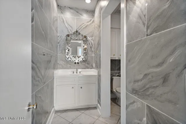 $499,000 | 21 Breakers Lane, Ridgeland, MS 39157