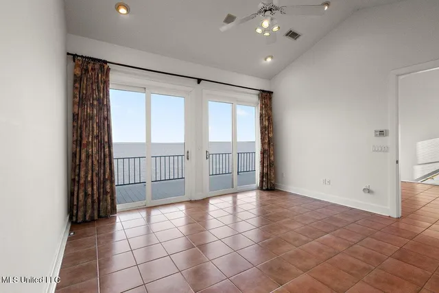 $499,000 | 21 Breakers Lane, Ridgeland, MS 39157