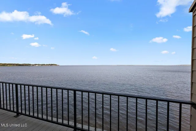 $499,000 | 21 Breakers Lane, Ridgeland, MS 39157