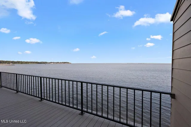 $499,000 | 21 Breakers Lane, Ridgeland, MS 39157
