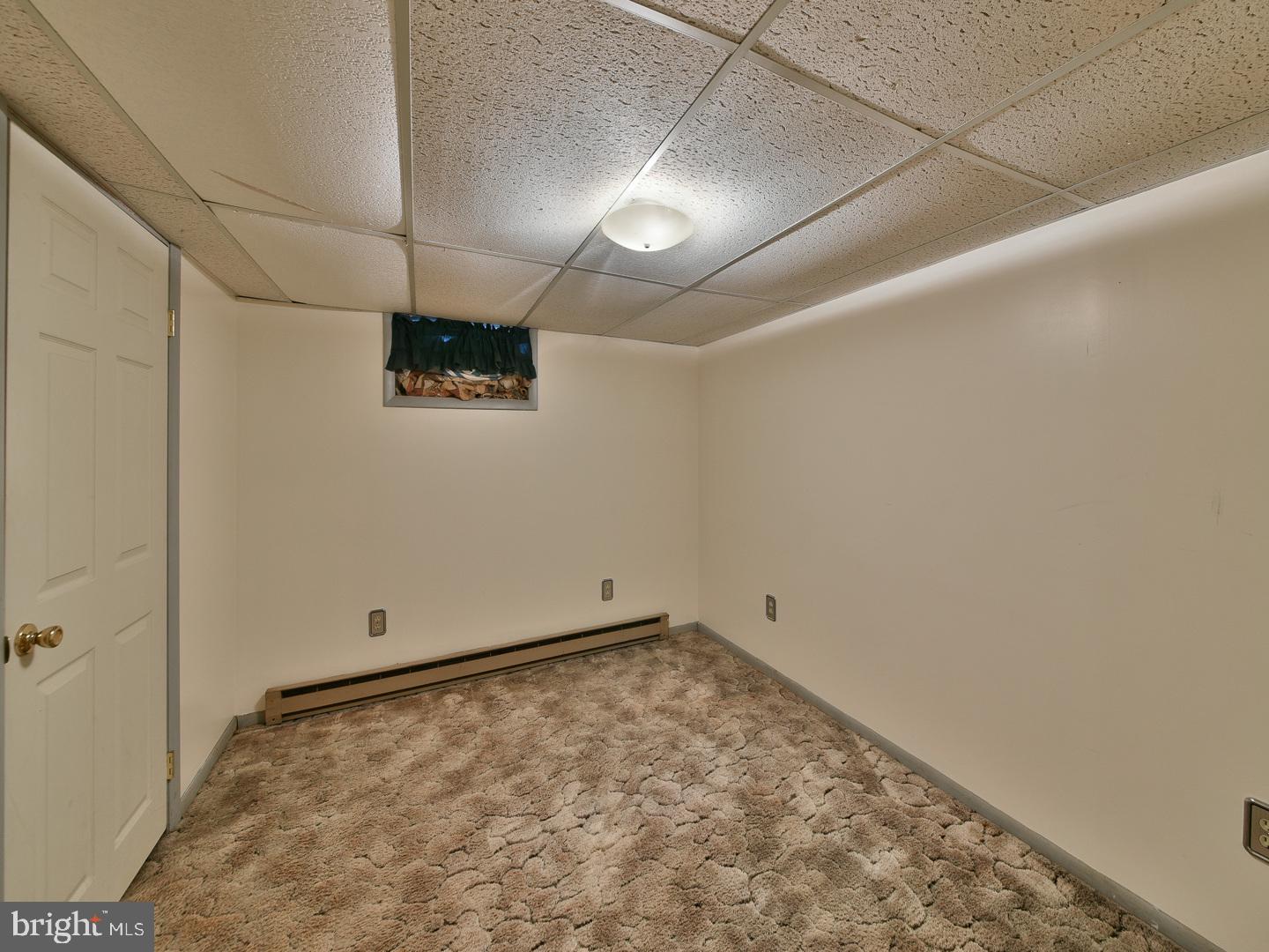 127 Ellis Road Willow Grove, PA 19090 - Photo 28 of 38 a view of room