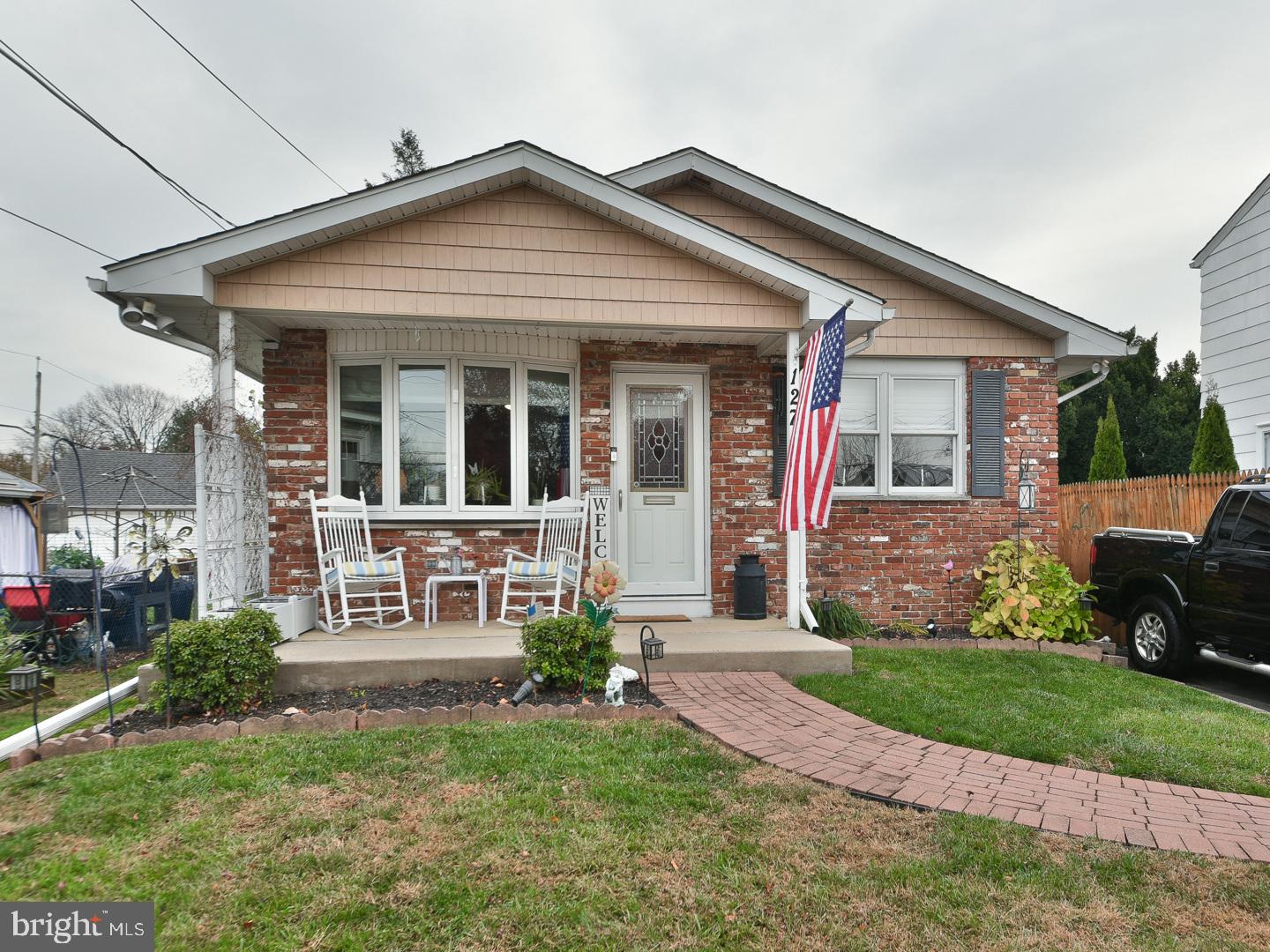 127 Ellis Road Willow Grove, PA 19090 - Photo 5 of 38 front view of a house with a yard