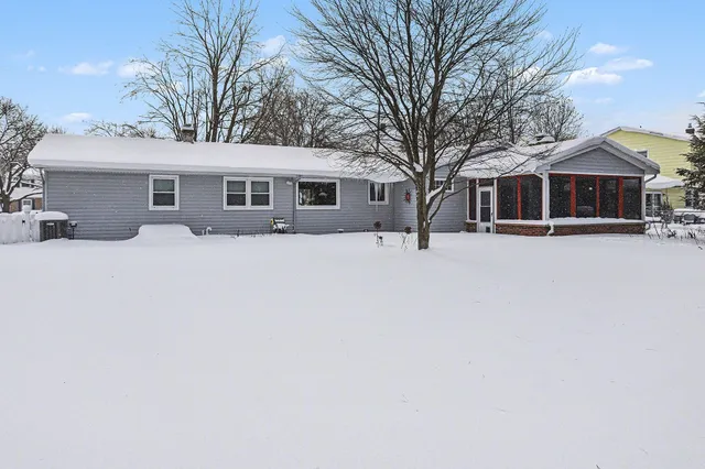$330,000 | 3720 Middlebury Drive, Kalamazoo, MI 49006