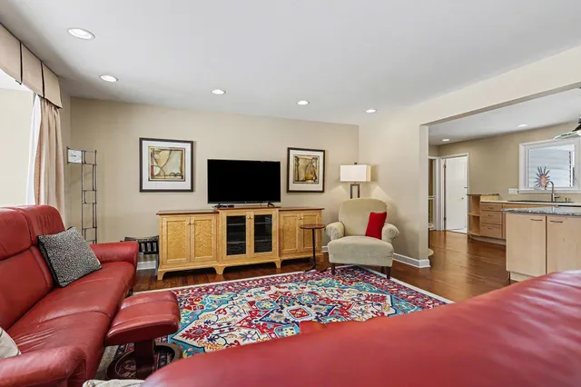 $330,000 | 3720 Middlebury Drive, Kalamazoo, MI 49006