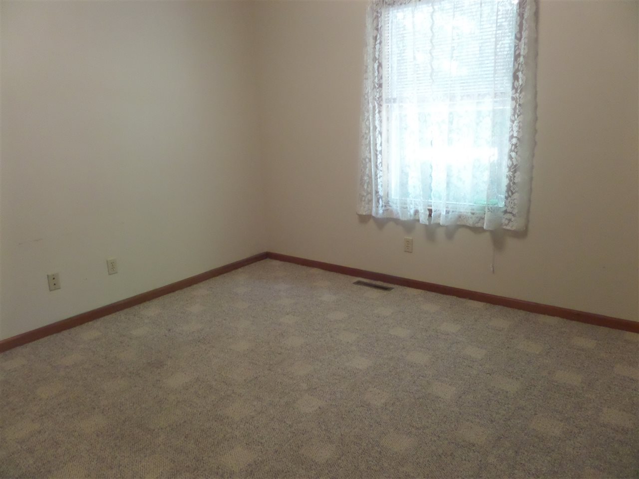 10544 Wildwood Road Interlochen, MI 49643 - Photo 7 of 13 1877606-6.JPG