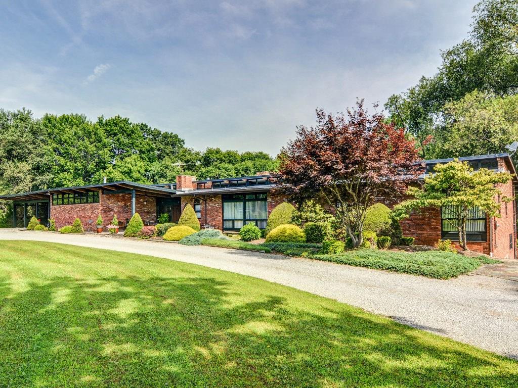 282 Beacon Road Renfrew, PA 16053 - Photo 1 of 25