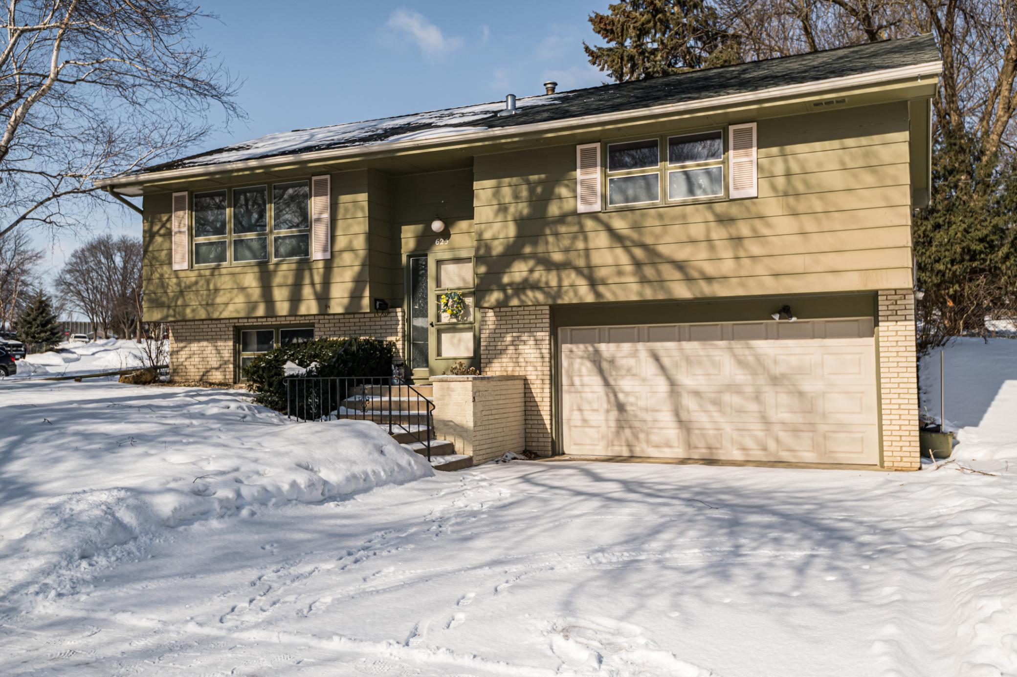 625 Zumbro Drive Northwest Rochester, MN 55901 - Photo 1 of 1 Gallery Image 1