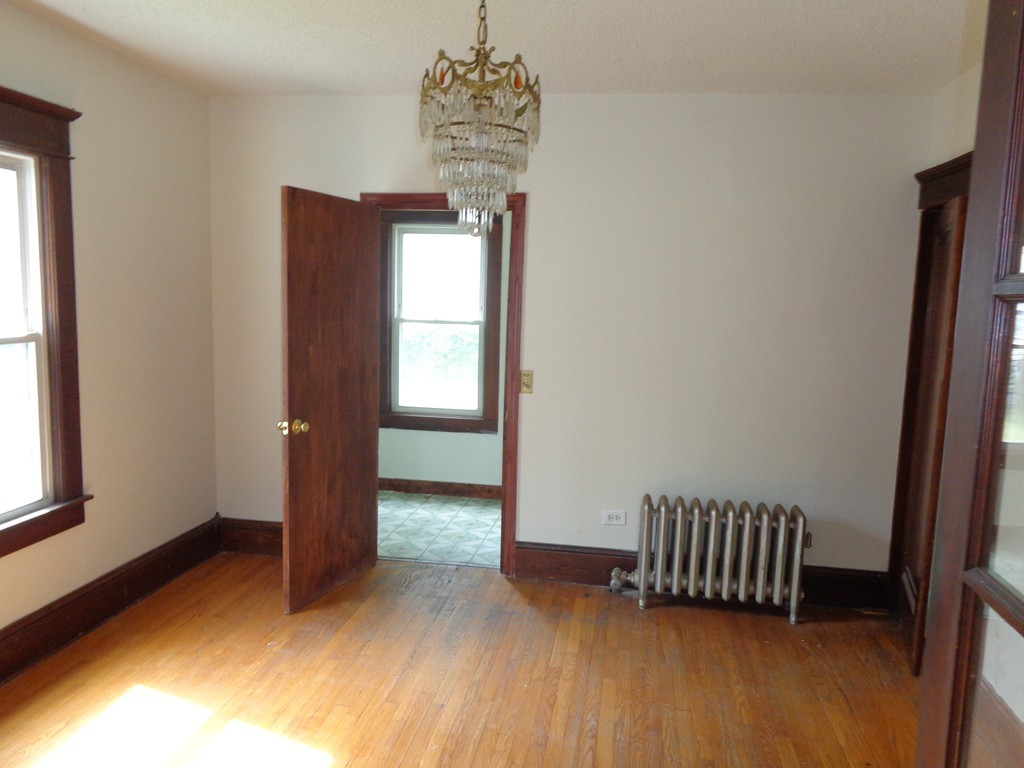 280 Lexington Street Springfield, MA 01104 - Photo 3 of 15