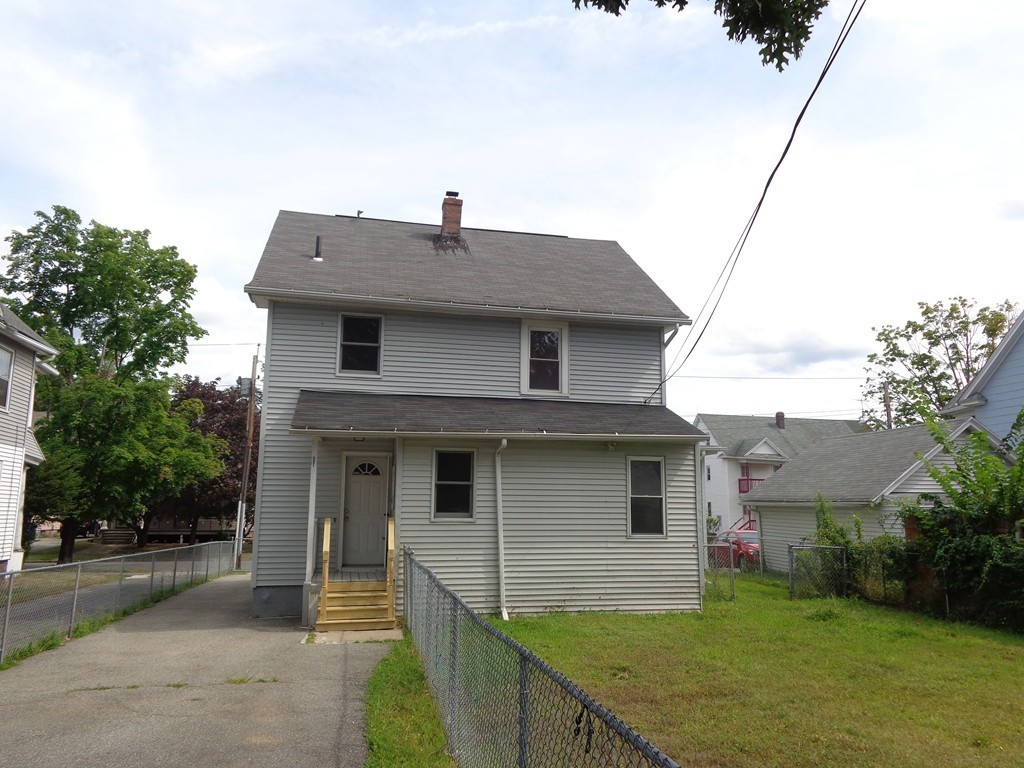 280 Lexington Street Springfield, MA 01104 - Photo 4 of 15