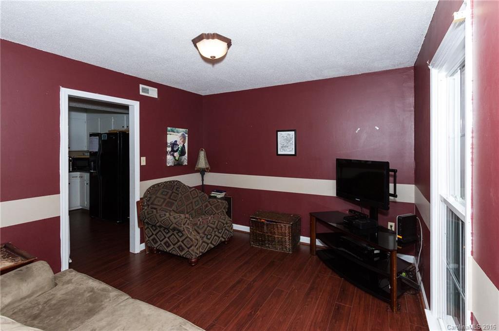 11901 Painted Tree Road Charlotte, NC 28226 - Photo 11 of 24 Gallery Image 11