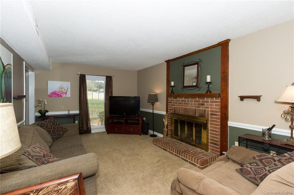 11901 Painted Tree Road Charlotte, NC 28226 - Photo 13 of 24 Gallery Image 13