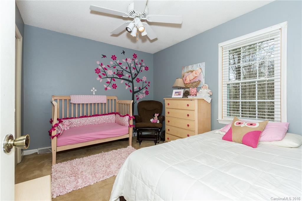 11901 Painted Tree Road Charlotte, NC 28226 - Photo 14 of 24 Gallery Image 14