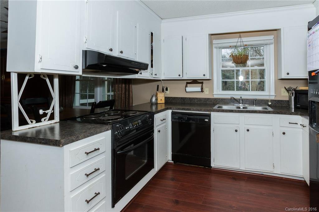 11901 Painted Tree Road Charlotte, NC 28226 - Photo 6 of 24 Gallery Image 6