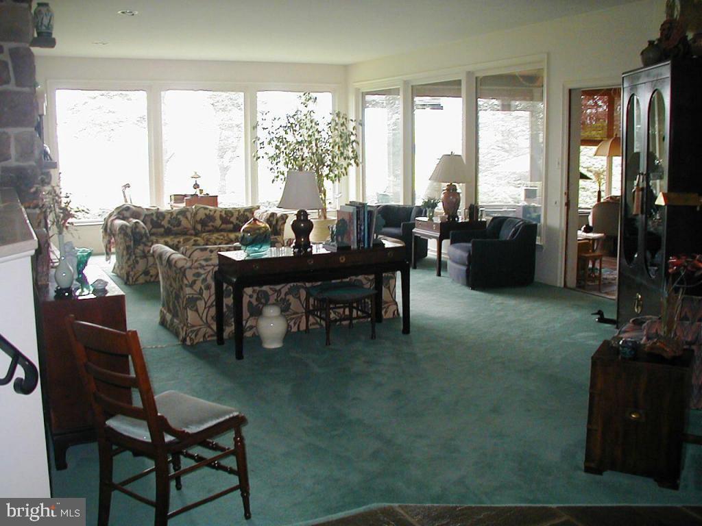 207 Owl Hill Road Lititz, PA 17543 - Photo 6 of 40