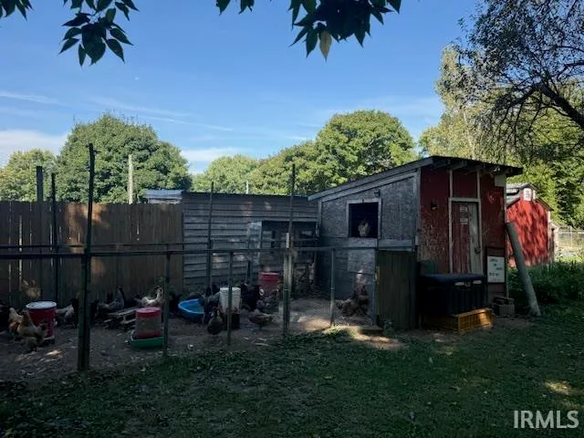 $195,000 | 6862 Jackson Street, Attica, IN 47918