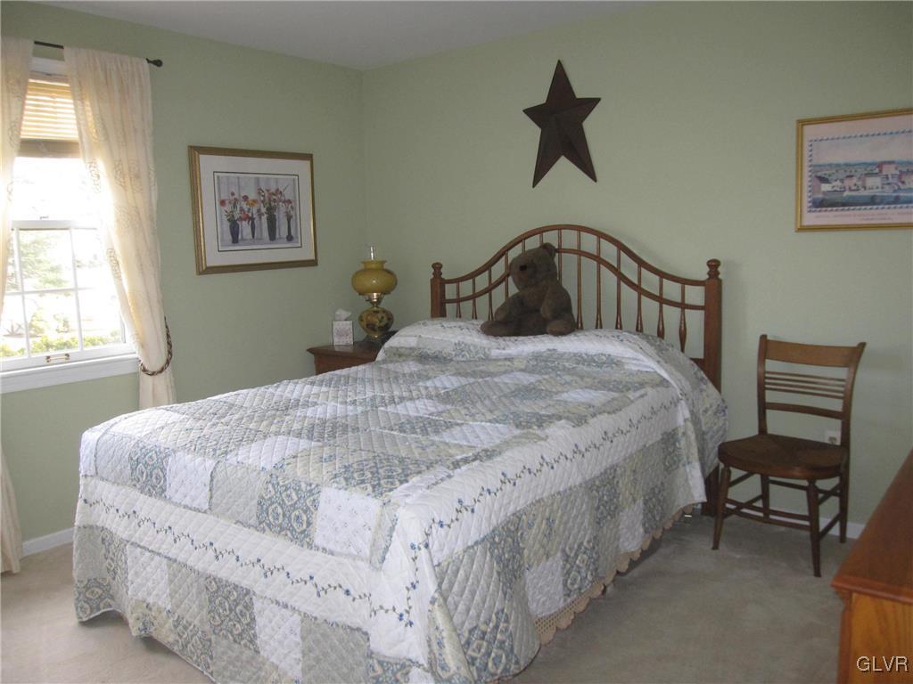 445 East Macada Road Bethlehem, PA 18017 - Photo 25 of 41 Gallery Image 25