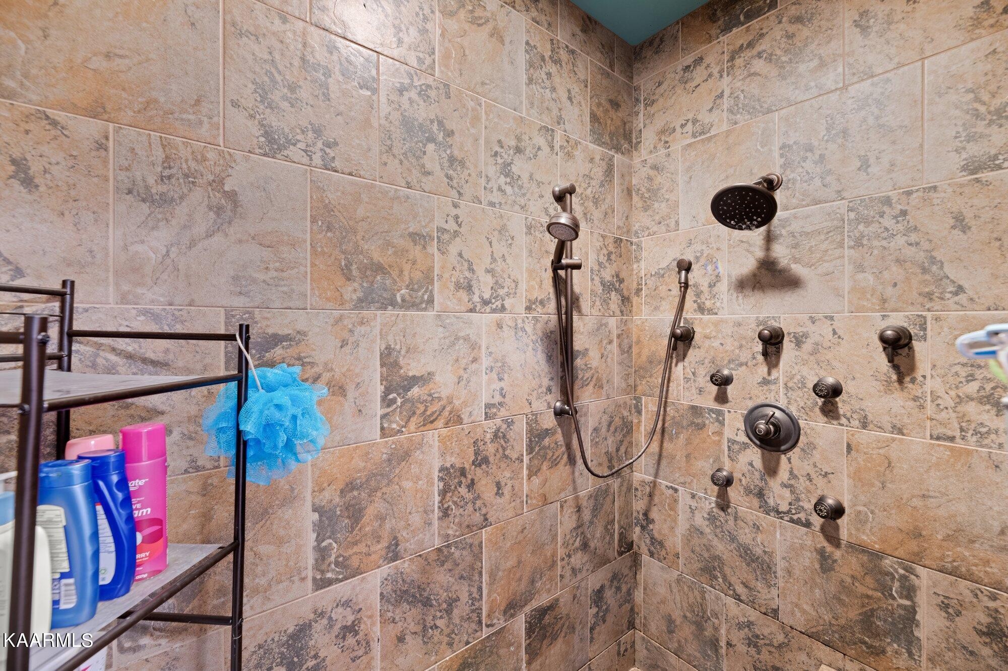 1310 Centerpoint Road Decatur, TN 37322 - Photo 29 of 48 Gallery Image 29