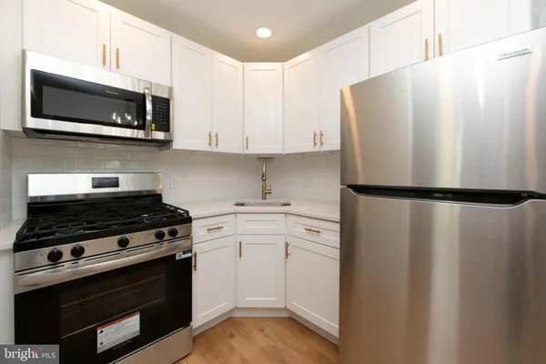 $1,800 | 32 Willis Avenue, Unit REAR, Cherry Hill, NJ 08002