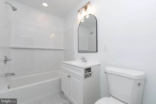 $1,800 | 32 Willis Avenue, Unit REAR, Cherry Hill, NJ 08002