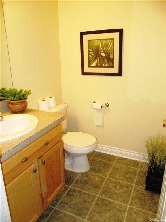 11477 34 Mile Road Romeo, MI 48065 - Photo 16 of 21 Bathroom.jpg
