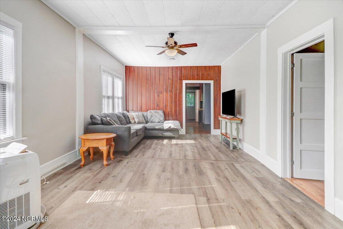 05-604 Harding Ave-5