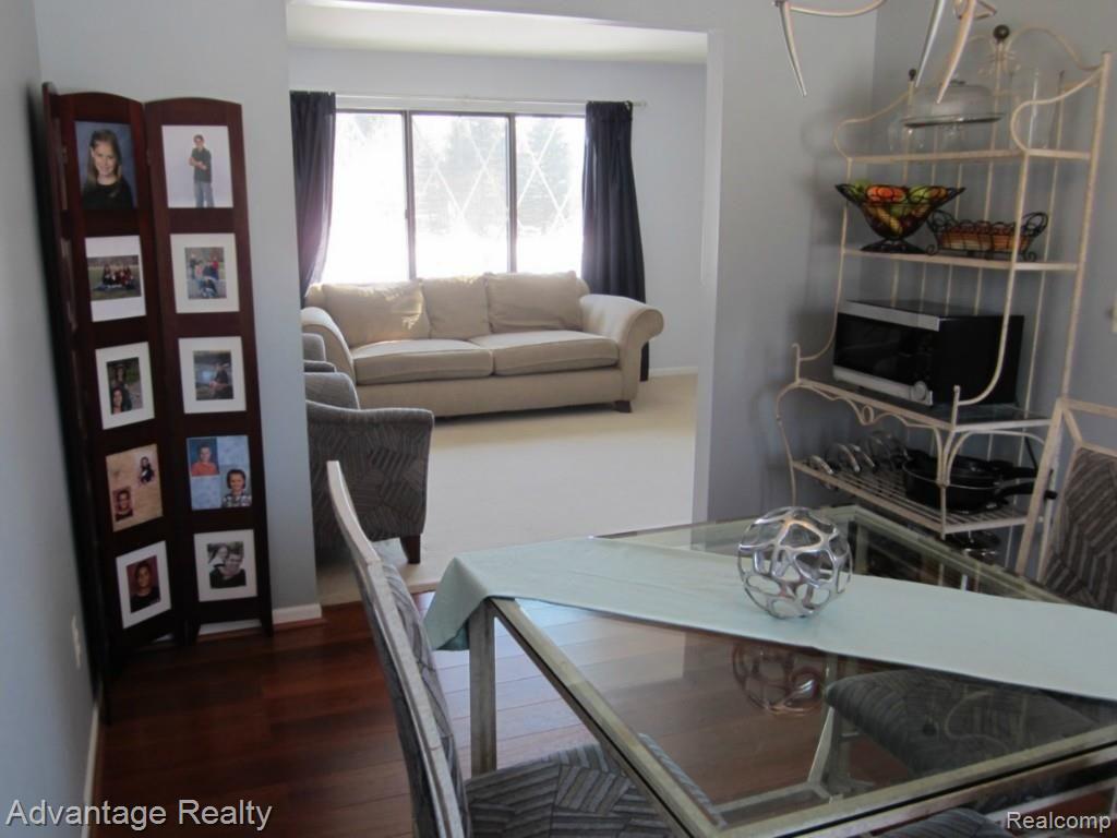 8220 McKinley Road Algonac, MI 48001 - Photo 10 of 40 living room 1.jpg