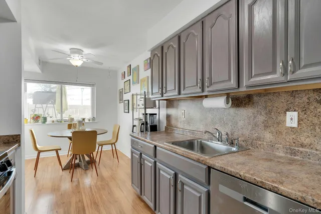 $419,000 | 204 Storm Drive, Holtsville, NY 11742