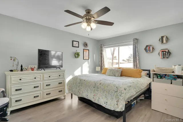 $419,000 | 204 Storm Drive, Holtsville, NY 11742