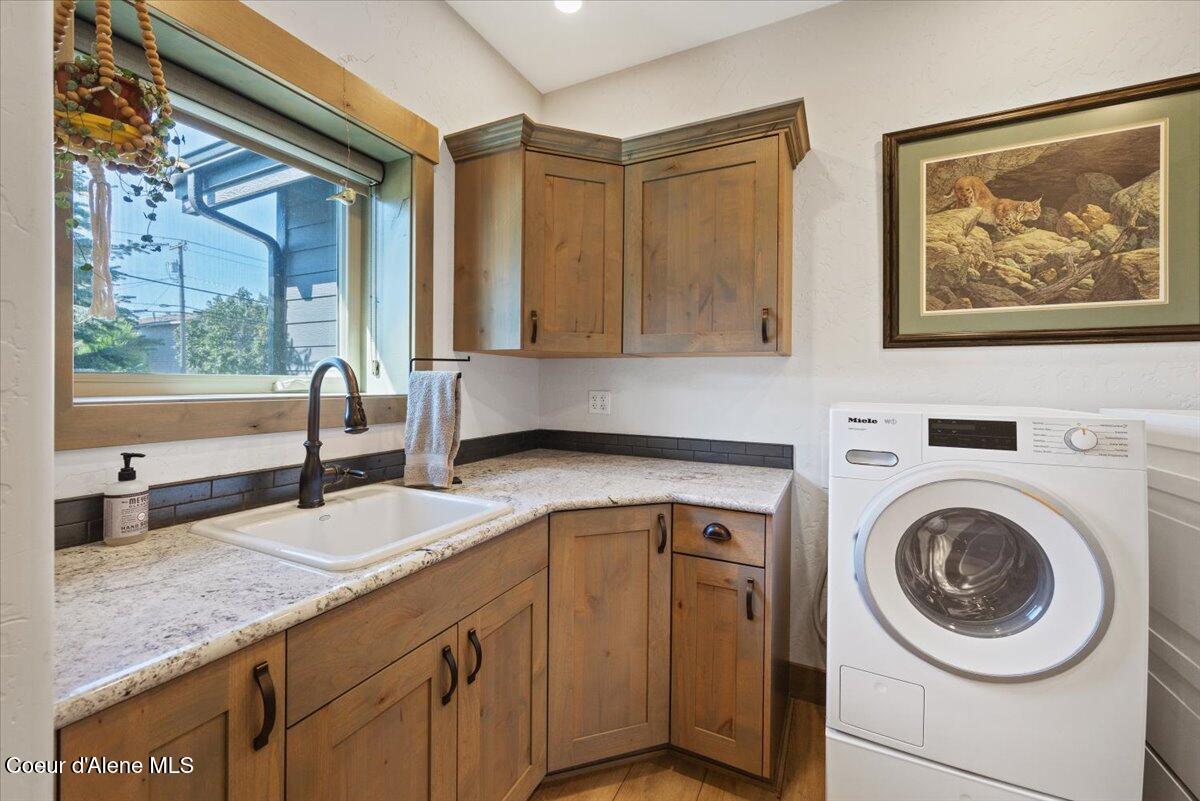 145 East Hanley Avenue Dalton Gardens, ID 83815 - Photo 31 of 53 36-Laundry