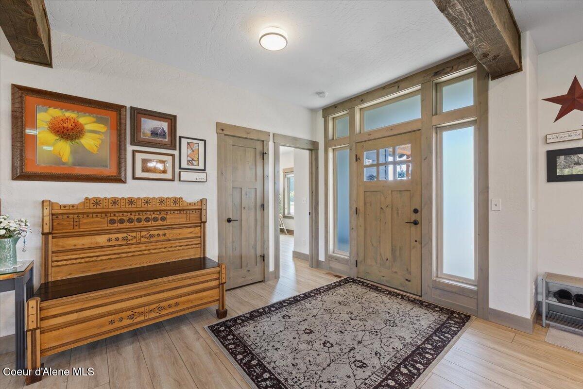 145 East Hanley Avenue Dalton Gardens, ID 83815 - Photo 4 of 53 09-Entry