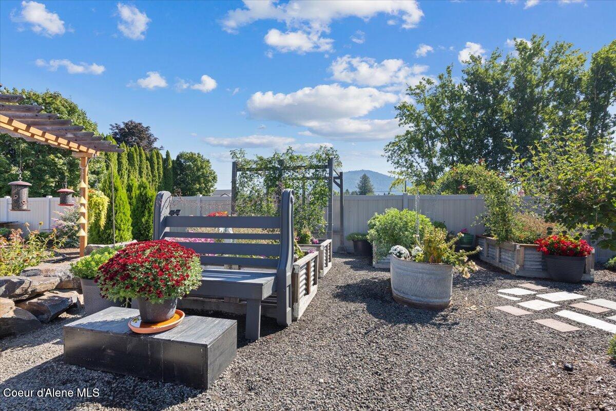 145 East Hanley Avenue Dalton Gardens, ID 83815 - Photo 45 of 53 50-Backyard