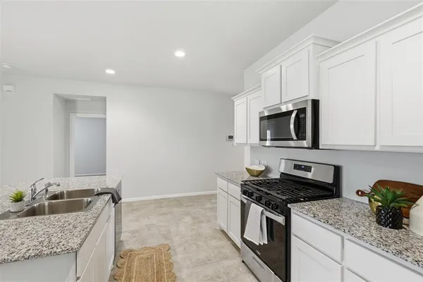 $349,900 | 13504 Gunsmoke Lane, Cresson, TX 76035