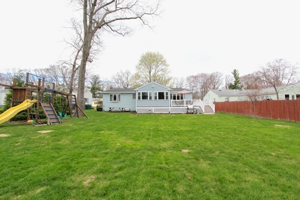 41 Hickory Road Norwood, MA 02062 - Photo 17 of 17 Gallery Image 17