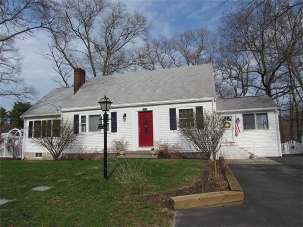 55 Gerard Road Norwell, MA 02061 - Photo 2 of 27