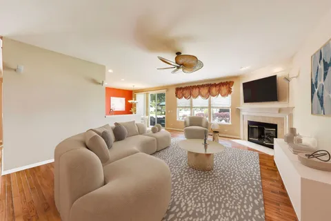 $499,995 | 2660 Chesire Court, West Dundee, IL 60118