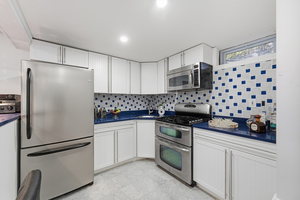 6 Lynbrook Road Southborough, MA 01772 - Photo 32 of 42